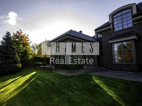 будинок за адресою с. Капітанівка, Центральна