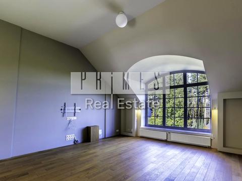 будинок за адресою с. Капітанівка, Центральна