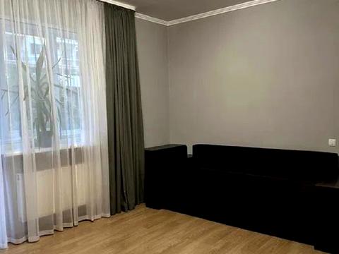 квартира за адресою Князя Святослава пл., 5