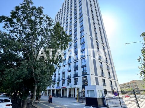 комерційна за адресою Літературна вул., 10