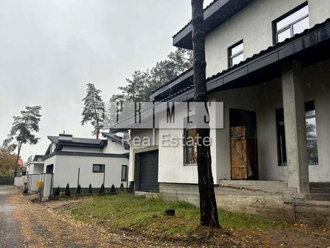 будинок за адресою Центральна вул.