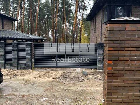 будинок за адресою Центральна вул.