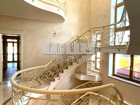 будинок за адресою с. Лісники, Центральна вул.