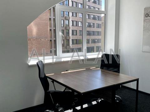 комерційна за адресою Антоновича вул. (Горького), 72