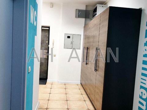 комерційна за адресою Антоновича вул. (Горького), 72