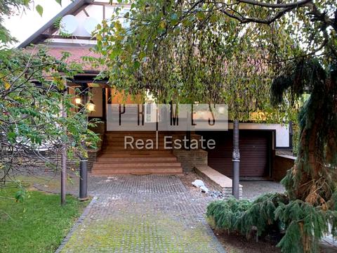 будинок за адресою Київська вул.