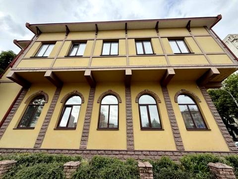 коммерческая по адресу Генерала Алмазова ул. (Кутузова), 12