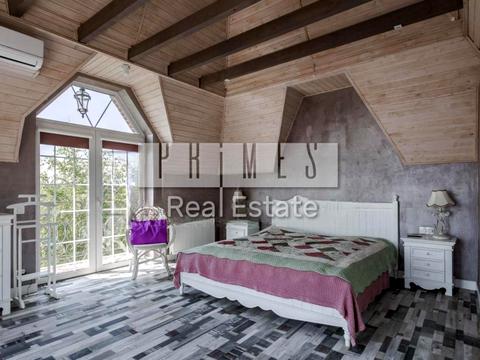 будинок за адресою Центральна