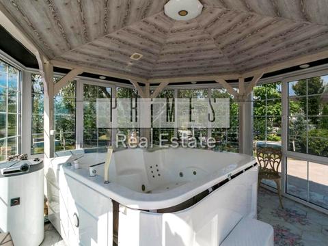 будинок за адресою Центральна