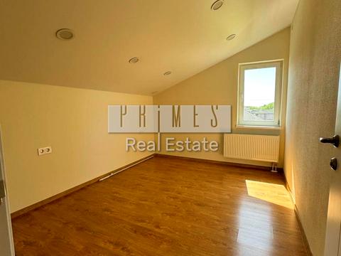 дом по адресу Шкільна