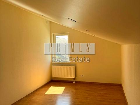 дом по адресу Шкільна