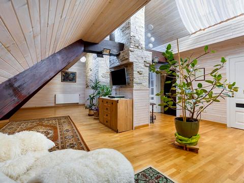 будинок за адресою Олекси Довбуша вул., 3