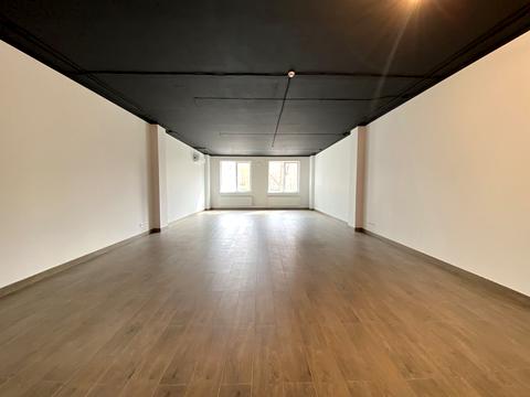 комерційна за адресою Зарічанська вул., 3/4