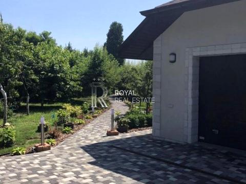 будинок за адресою Анатолія Солов'яненка вул.