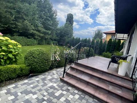 будинок за адресою Анатолія Солов'яненка вул.