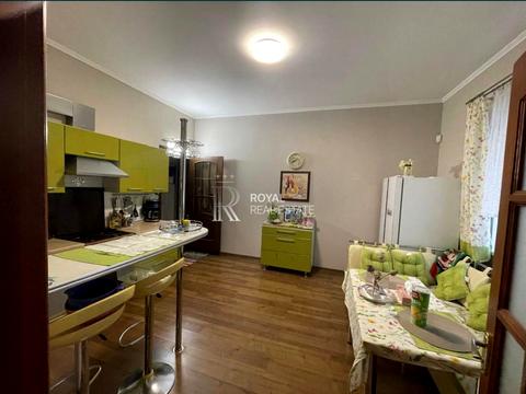 будинок за адресою Анатолія Солов'яненка вул.