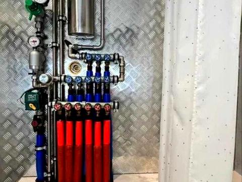 квартира за адресою Салютна вул., 2к9