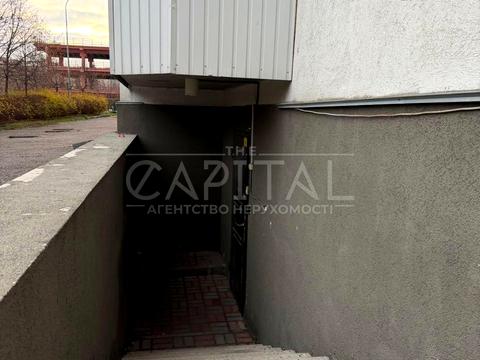 комерційна за адресою Юлії Здановської вул. (Ломоносова), 11