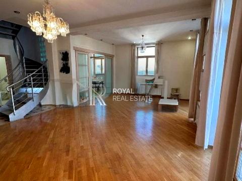 комерційна за адресою Хрещатик вул. (Kreschatic), 25