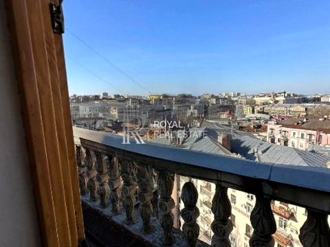 комерційна за адресою Хрещатик вул. (Kreschatic), 25