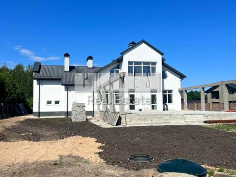 дом по адресу Плютовская ул.