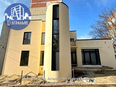 комерційна за адресою Сергія Скальда вул. (Комарова), 31-В