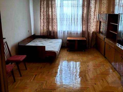 квартира за адресою Гната Хоткевича вул., 54