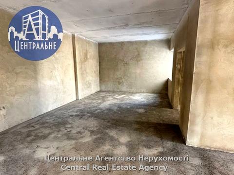 комерційна за адресою Сергія Скальда вул. (Комарова), 31-В