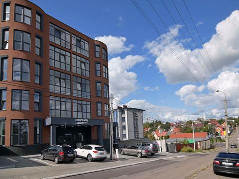 комерційна за адресою Руська вул., 2а