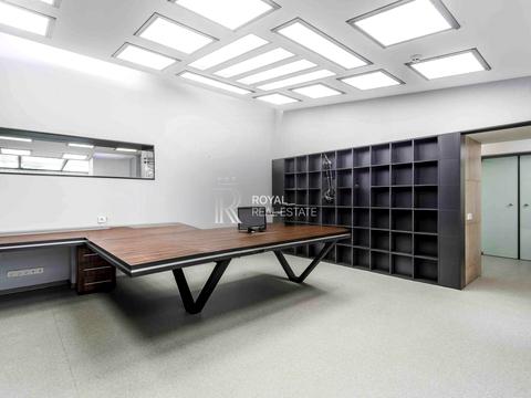 комерційна за адресою Лютеранська вул., 21/12