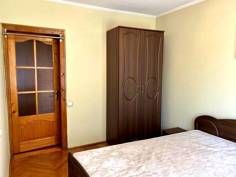 квартира по адресу Героев Крут бульв. (Героїв Сталінграду), 22