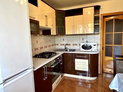 квартира по адресу Героев Крут бульв. (Героїв Сталінграду), 22