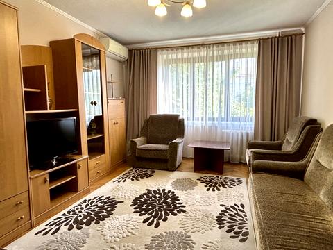 квартира по адресу Героев Крут бульв. (Героїв Сталінграду), 22