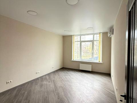 комерційна за адресою Євгена Сверстюка вул. (Марини Раскової), 6