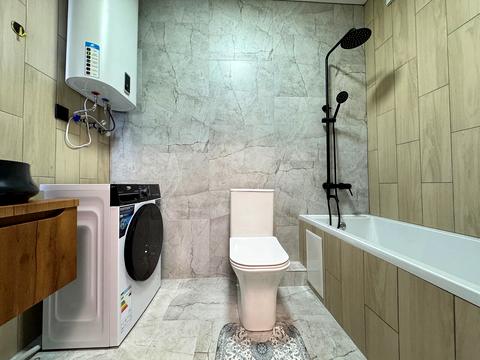 квартира за адресою Романа Левицького вул., 4