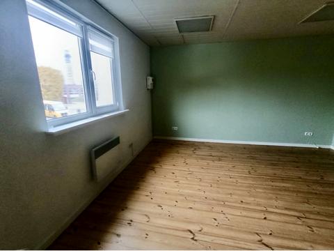 комерційна за адресою Северинівська вул. (Жовтнева), 1б