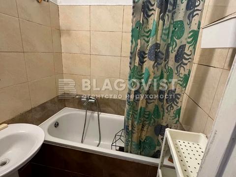 дом по адресу Карпатської Січі ул. (Гвардійська)