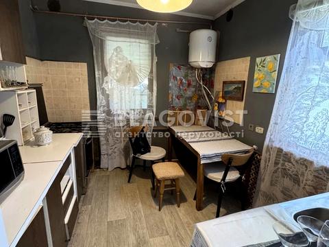 дом по адресу Карпатської Січі ул. (Гвардійська)