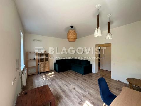 дом по адресу Карпатської Січі ул. (Гвардійська)