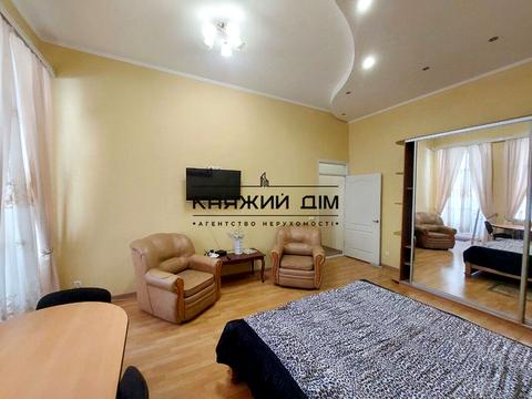 квартира за адресою Мала Житомирська вул., 5