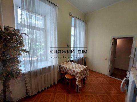 квартира за адресою Мала Житомирська вул., 5