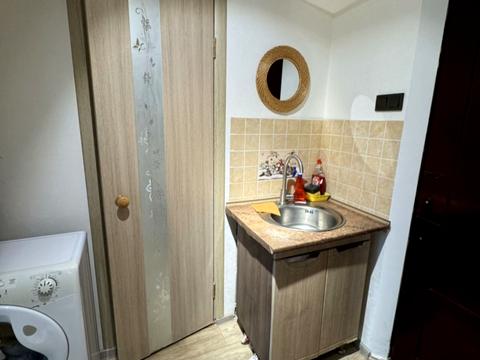 квартира за адресою Чорноморськ (Іллічівськ), Захисників України вул. (1-го Травня), 11б