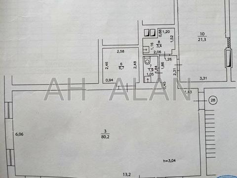 комерційна за адресою Межигірська вул., 3