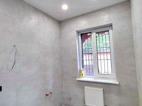 дом по адресу Апрельская ул.