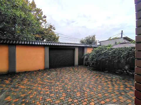 дом по адресу Апрельская ул.