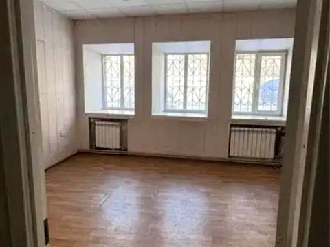 комерційна за адресою Архітектора Олега Петрова вул. (Чернишевського), 32