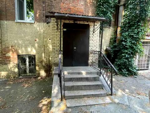 комерційна за адресою Архітектора Олега Петрова вул. (Чернишевського), 32