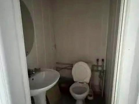 комерційна за адресою Архітектора Олега Петрова вул. (Чернишевського), 32