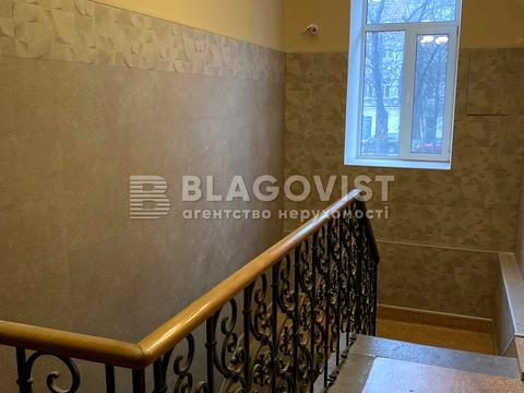 комерційна за адресою Нижній Вал вул., 39