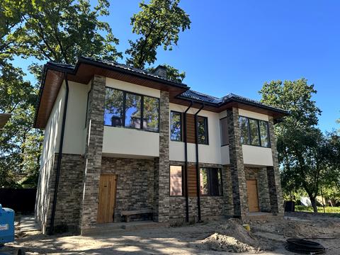 будинок за адресою Академіка Ромоданова вул. (Льва Толстого)